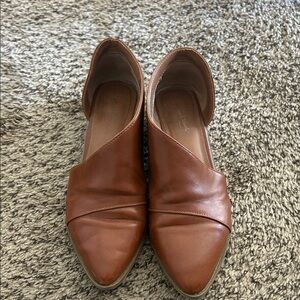 Universal Thread Tan Leather Loafers